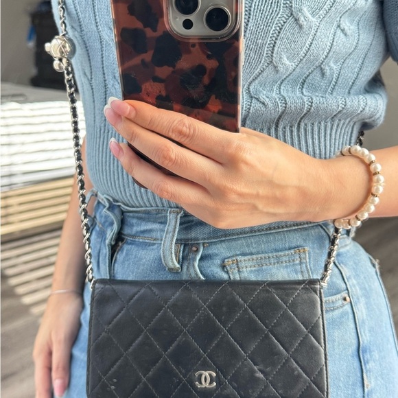 CHANEL Black Wallet with Chain - Picture 14 of 14